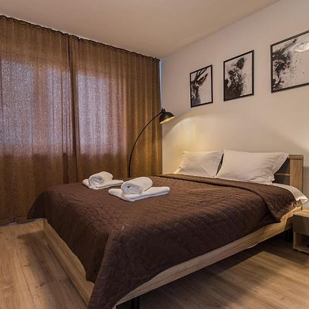 Coresi Modern Apartment Braşov Eksteriør bilde