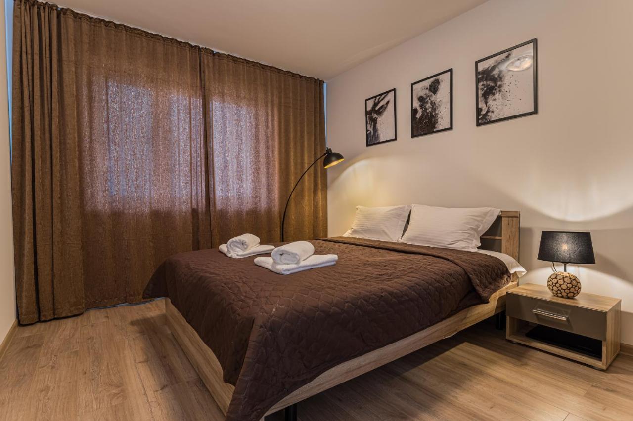 Coresi Modern Apartment Braşov Eksteriør bilde