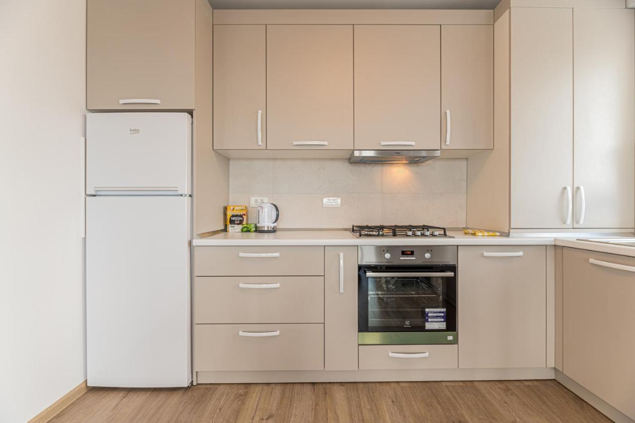 Coresi Modern Apartment Braşov Eksteriør bilde