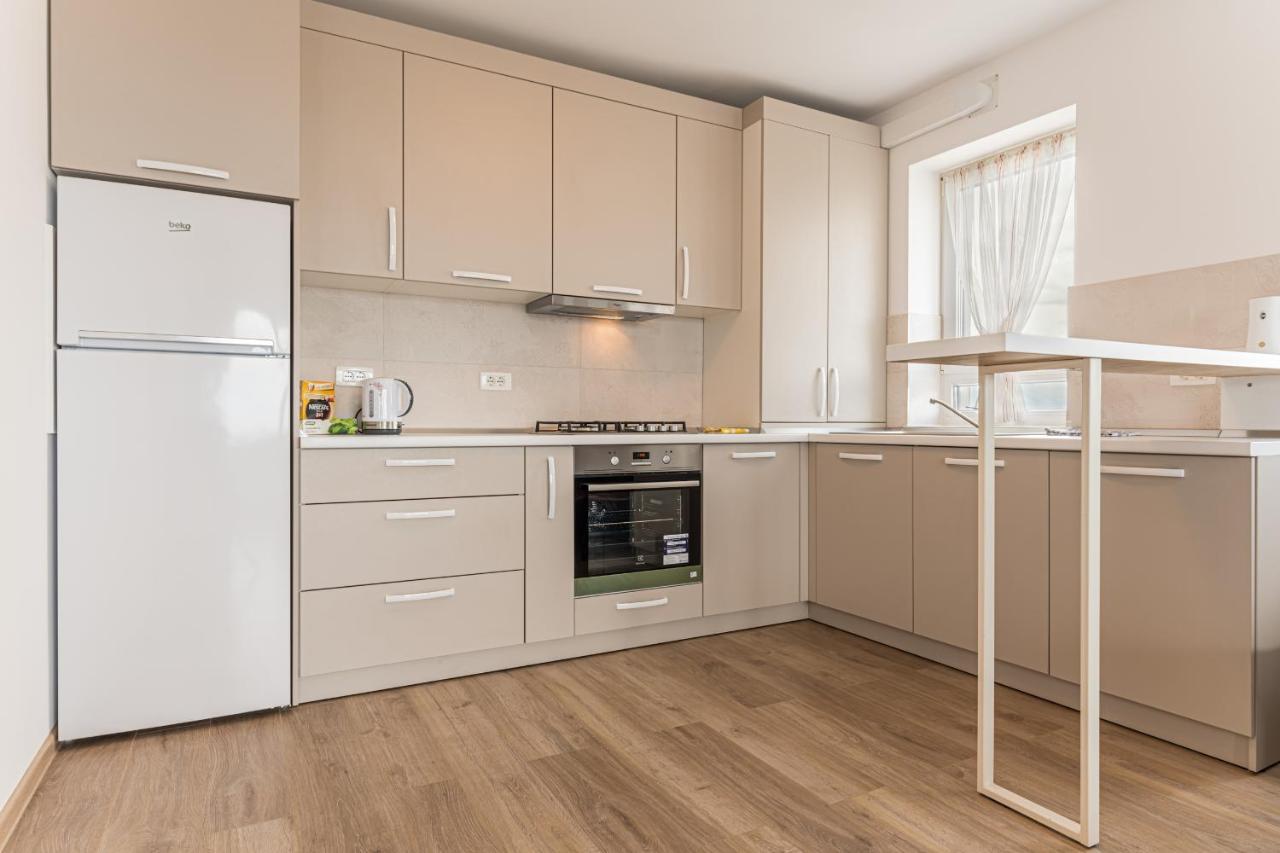 Coresi Modern Apartment Braşov Eksteriør bilde